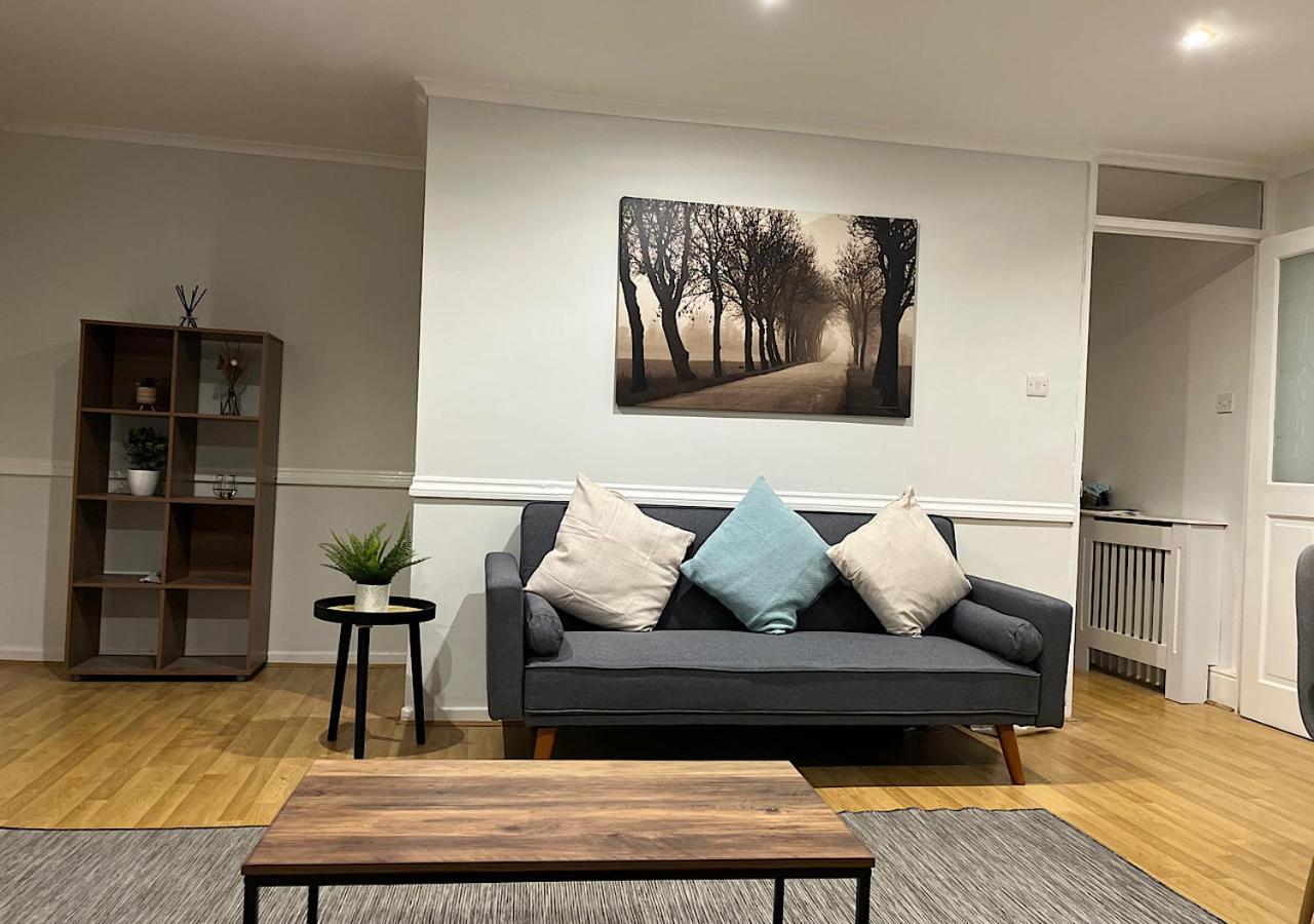 Lovely 2 Bedroom Apartment With Parking Space London Luaran gambar