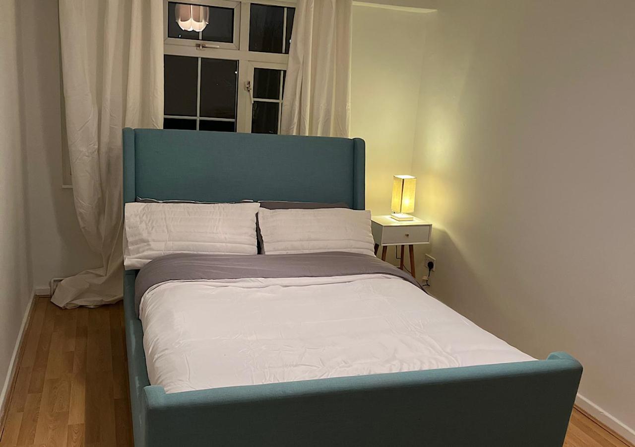 Lovely 2 Bedroom Apartment With Parking Space London Luaran gambar